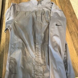 Nike Shield Men's Gray Golf Jacket